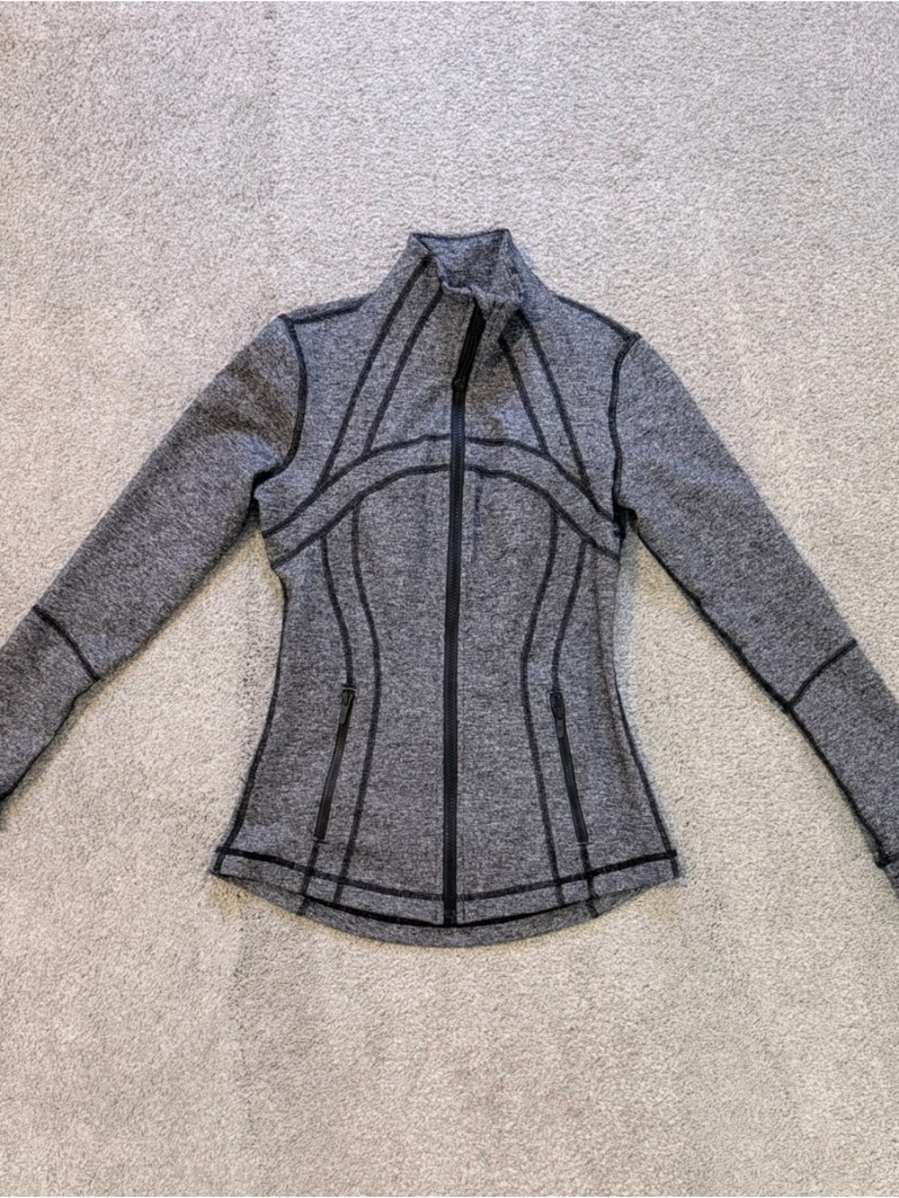 Lululemon | Heathered Grey Size 4 Define Jacket